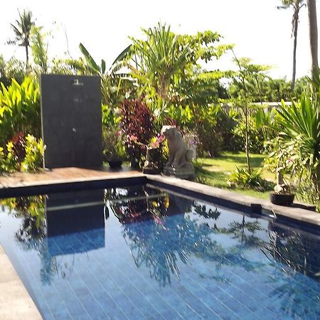 Dream Beach Villa Lembongan Exterior photo