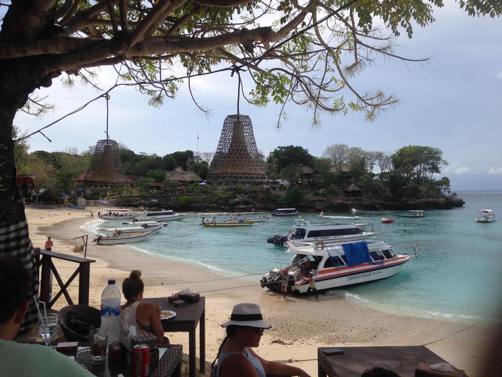 Dream Beach Villa Lembongan Exterior photo