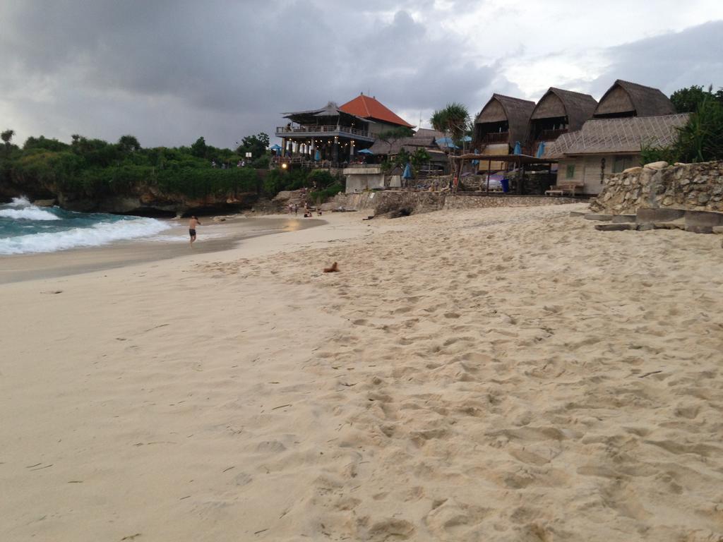 Dream Beach Villa Lembongan Exterior photo