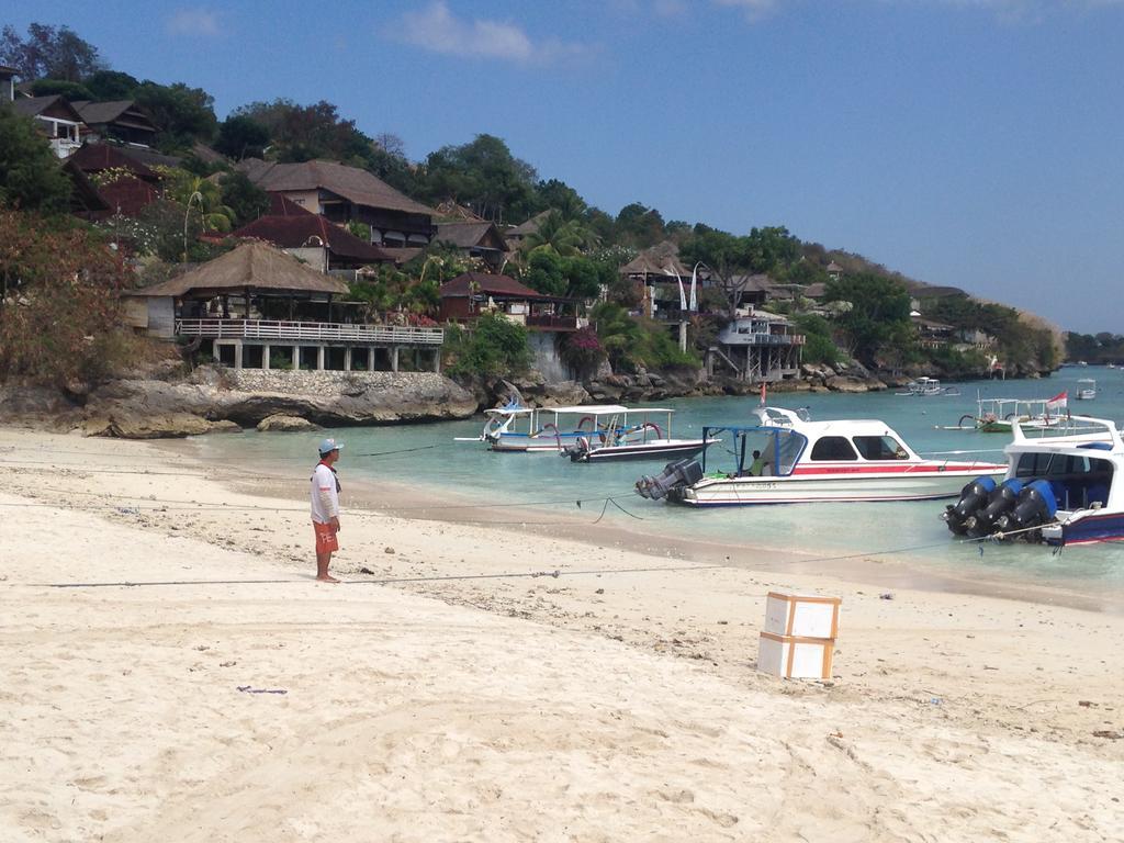 Dream Beach Villa Lembongan Exterior photo