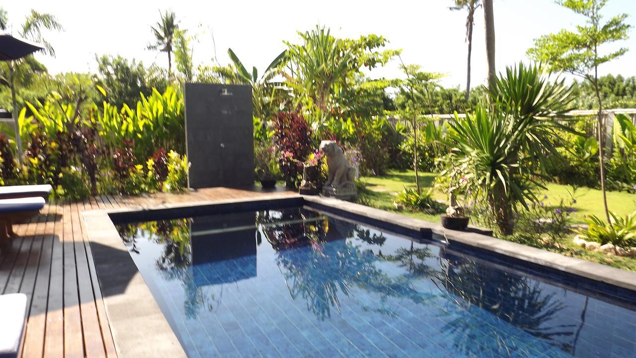 Dream Beach Villa Lembongan Exterior photo